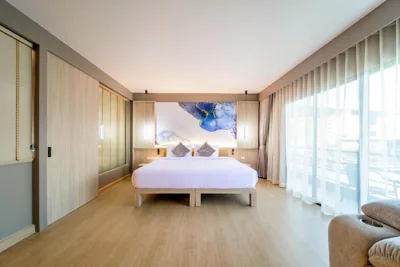 Queen Room with Balcony — C & N Hotel Patong, Phuket